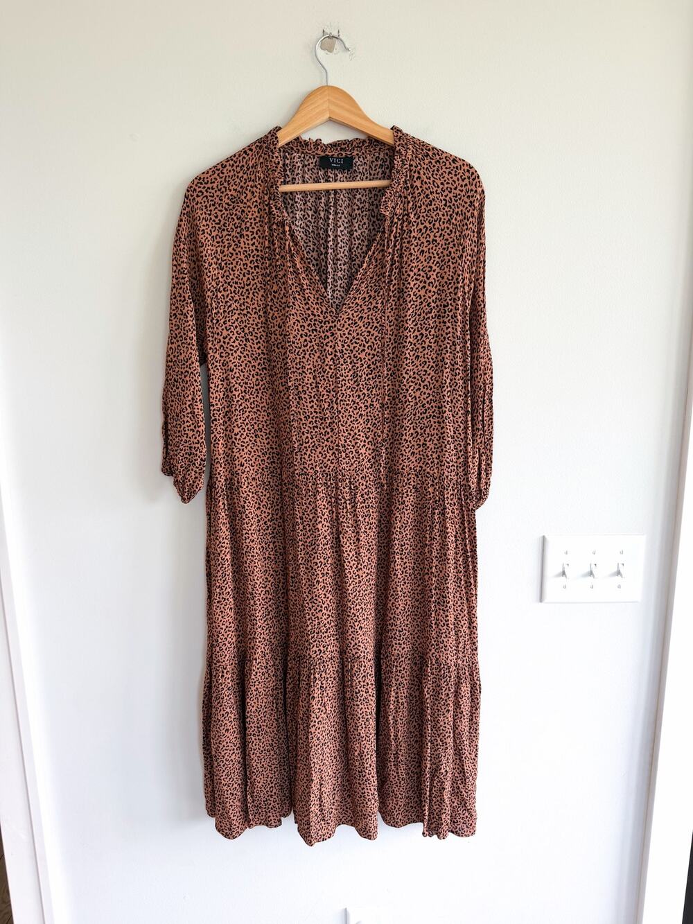 Vici Leopard Print 3/4 Sleeve Tiered Maxi Dress Brown Black S